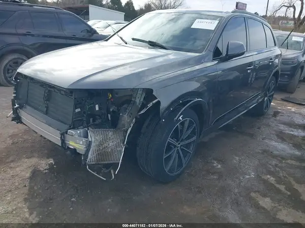 WA1VXBF78LD012017 2020 AUDI Q7 - Image 2