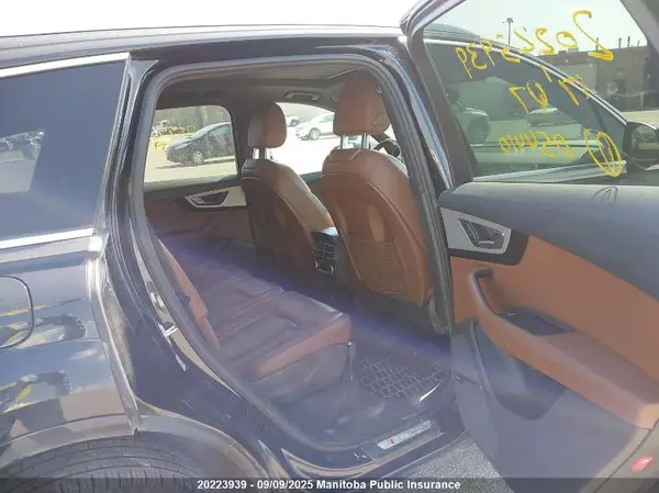 WA1WAAF71HD054410 2017 AUDI Q7 - Image 8