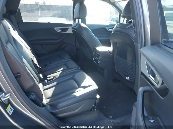 WA1WAAF71KD035332 2019 AUDI Q7 - Image 8