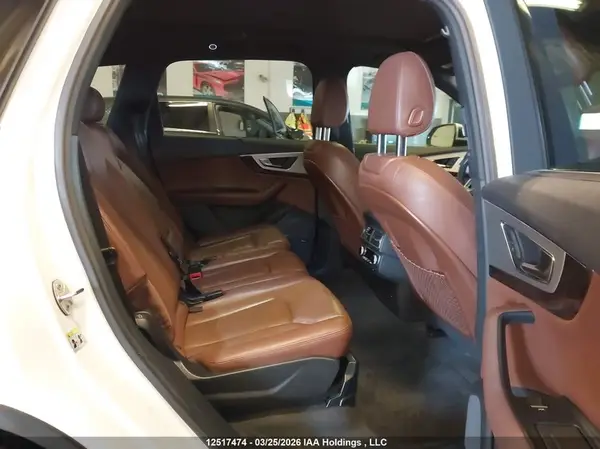WA1WAAF75HD007672 2017 AUDI Q7 - Image 8