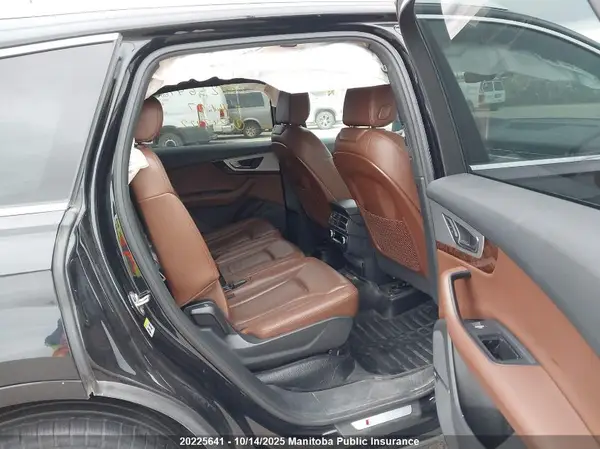 WA1WAAF76HD047422 2017 AUDI Q7 - Image 8