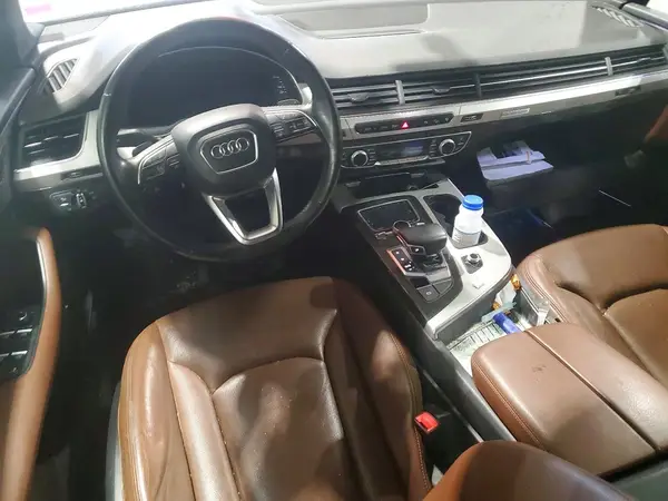 WA1WAAF77HD024215 2017 AUDI Q7 - Image 8