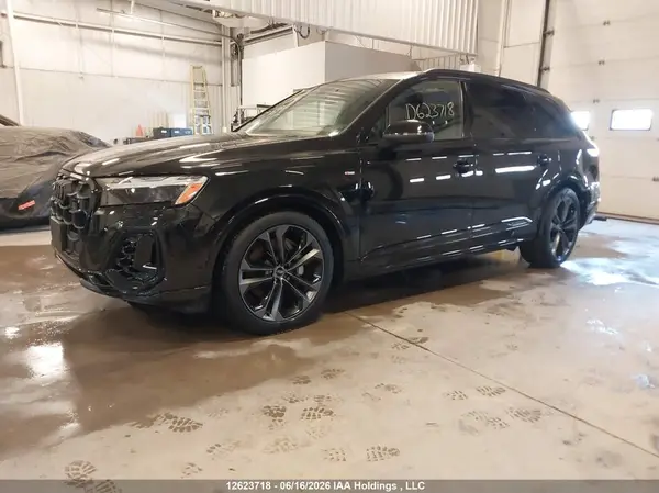 WA1WVBF74SD032872 2025 AUDI Q7 - Image 2
