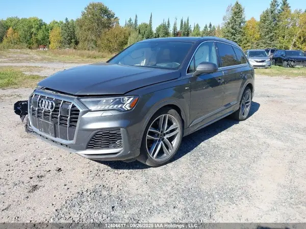 WA1WXAF75MD040020 2021 AUDI Q7 - Image 2