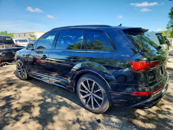 WA1WXBF77PD018594 2023 AUDI Q7 - Image 2