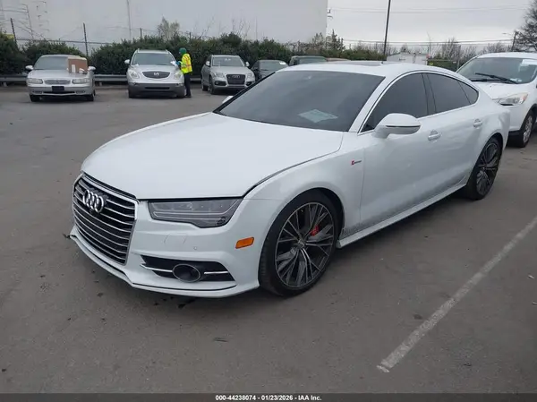 WAU22AFC2HN070699 2017 AUDI A7 - Image 2