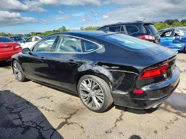 WAU22AFC4HN082935 2017 AUDI A7 - Image 2