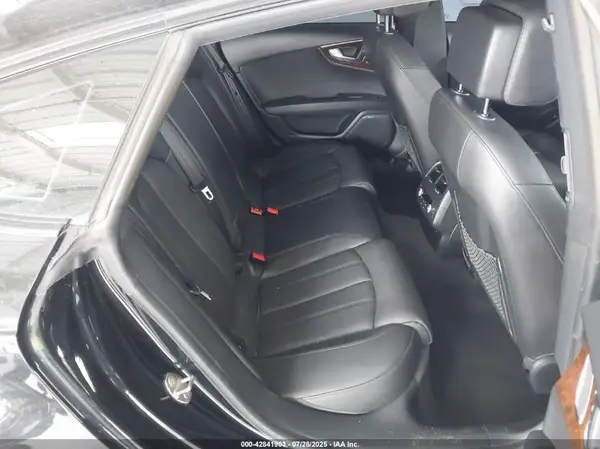 WAU22AFC4HN108417 2017 AUDI A7 - Image 8