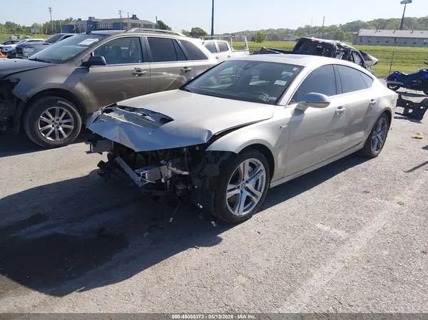 WAU22AFC6HN130323 2017 AUDI A7 - Image 2