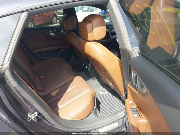 WAU22AFC7HN031008 2017 AUDI A7 - Image 8