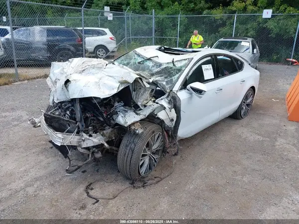 WAU22AFC9HN018664 2017 AUDI A7 - Image 2