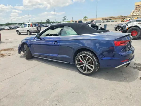 WAU24GF59JN006616 2018 AUDI RS5 - Image 2