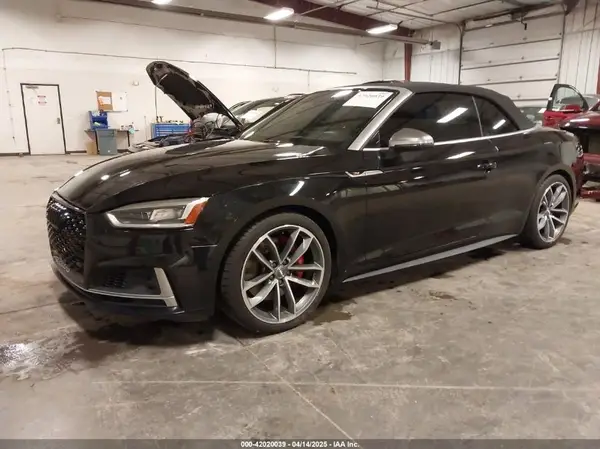 WAU24GF59JN010939 2018 AUDI S5 - Image 2