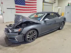 WAU24GF5XJN005281 2018 AUDI RS5