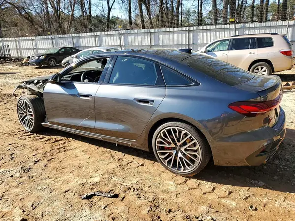 WAU25CFU9SN094422 2025 AUDI RS5 - Image 2