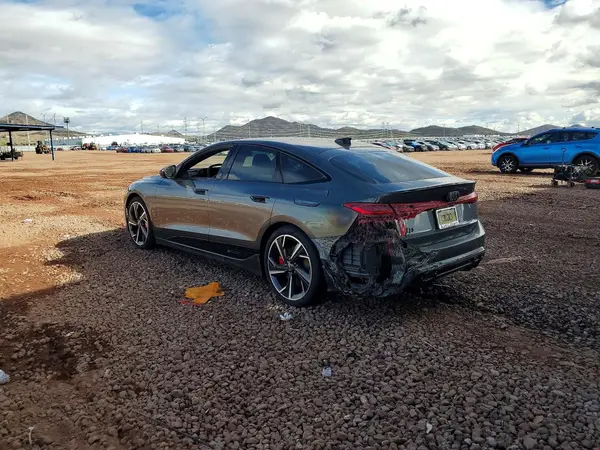 WAU2EAGH1SA013829 2025 AUDI S6 - Image 2
