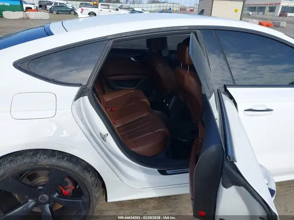 WAU2GAFC2GN013743 2016 AUDI A7 - Image 8