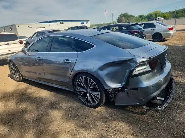 WAU32AFC8HN008065 2017 AUDI A7 - Image 2
