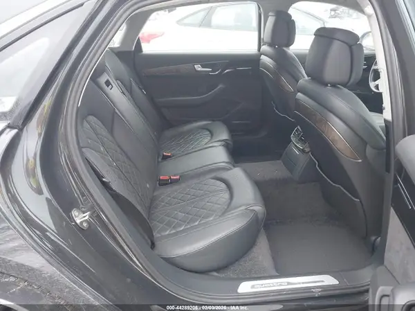 WAU34AFD0GN004223 2016 AUDI A8 - Image 8
