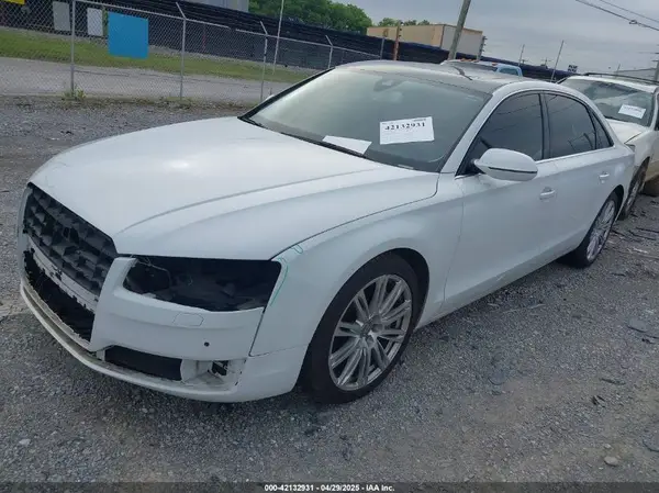 WAU34AFD0GN009731 2016 AUDI A8 - Image 2