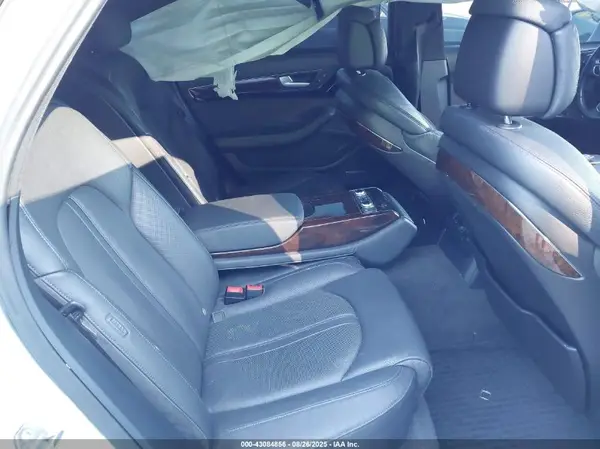 WAU34AFD1GN008622 2016 AUDI A8 - Image 8