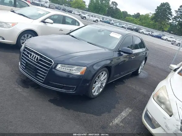 WAU34AFD1GN009379 2016 AUDI A8 - Image 2