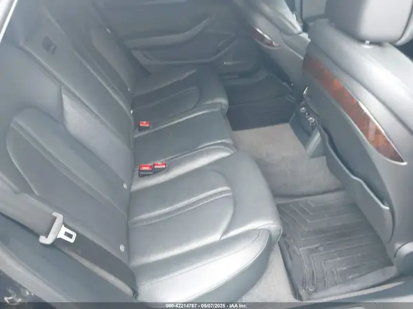 WAU34AFD1GN009379 2016 AUDI A8 - Image 8