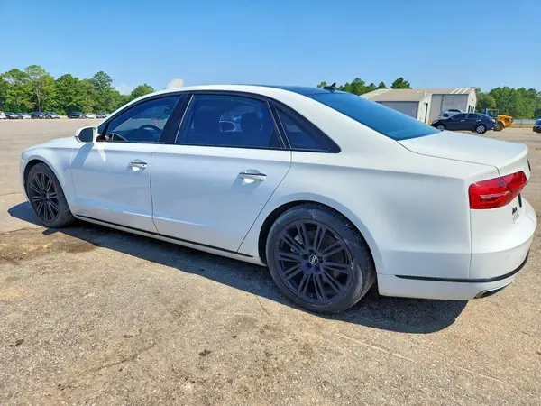 WAU34AFD2GN010783 2016 AUDI A8 - Image 2
