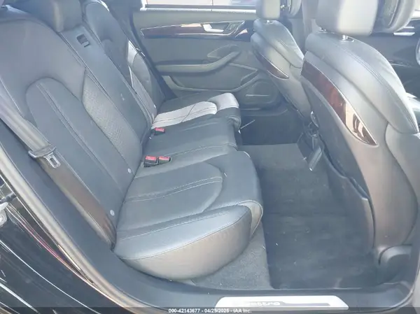 WAU34AFD2GN013473 2016 AUDI A8 - Image 8