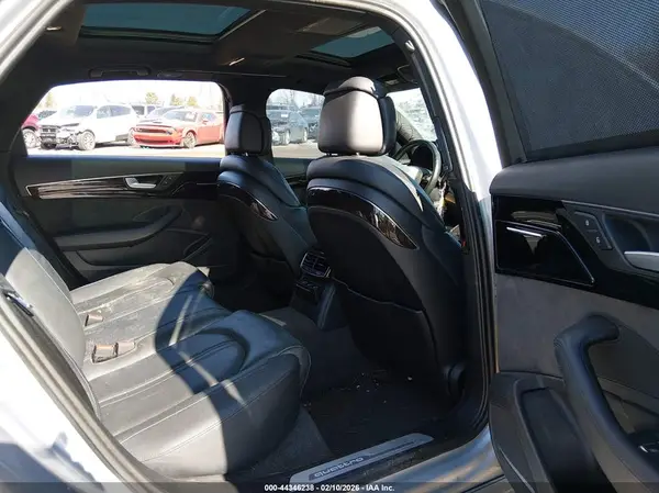 WAU34AFD4GN001552 2016 AUDI A8 - Image 8