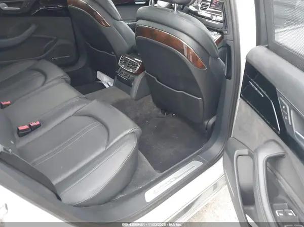 WAU34AFD4GN015886 2016 AUDI A8 - Image 8