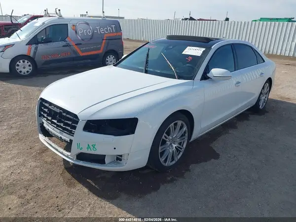 WAU34AFD6GN015470 2016 AUDI A8 - Image 2