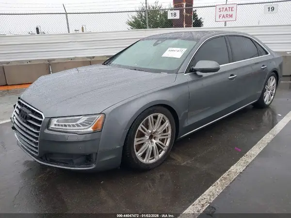 WAU34AFD8GN005409 2016 AUDI A8 - Image 2