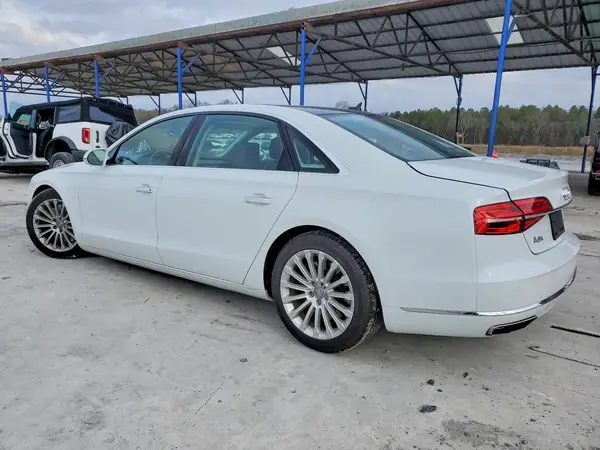 WAU34AFD9GN006200 2016 AUDI A8 - Image 2