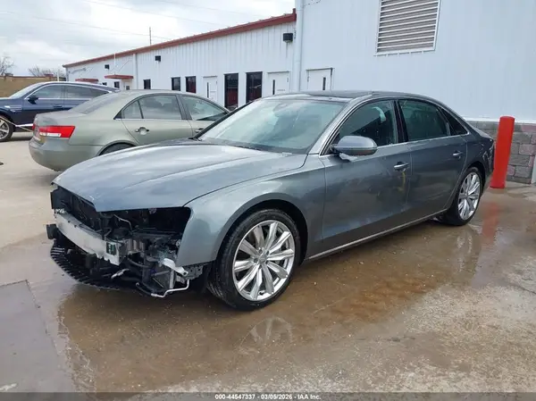 WAU34AFD9GN009422 2016 AUDI A8 - Image 2