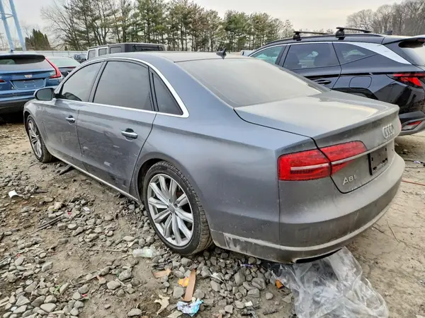 WAU34AFDXGN010692 2016 AUDI A8 - Image 2