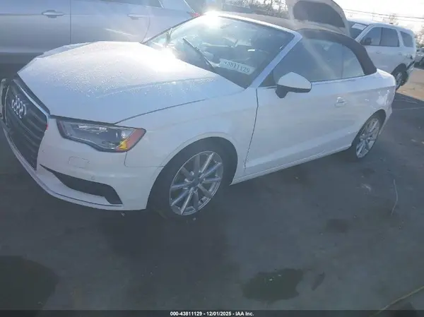 WAU38LFF3G1112022 2016 AUDI A3 - Image 2