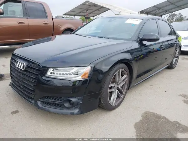 WAU43AFD0HN019412 2017 AUDI A8 - Image 2