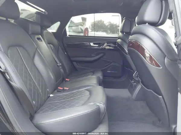 WAU43AFD0HN019412 2017 AUDI A8 - Image 8