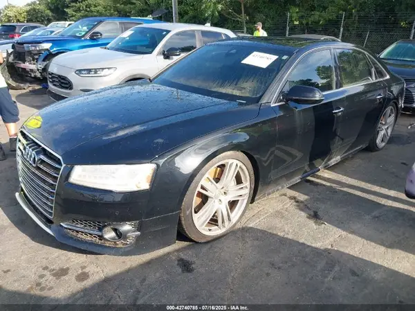 WAU43AFD1GN011978 2016 AUDI A8 - Image 2