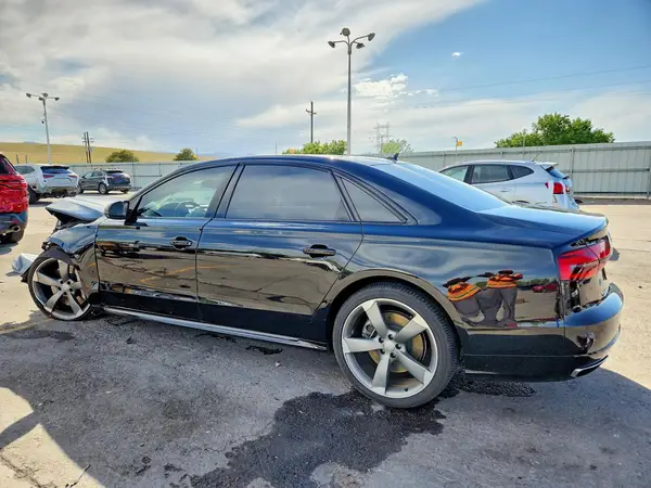 WAU43AFD1HN020827 2017 AUDI A8 - Image 2