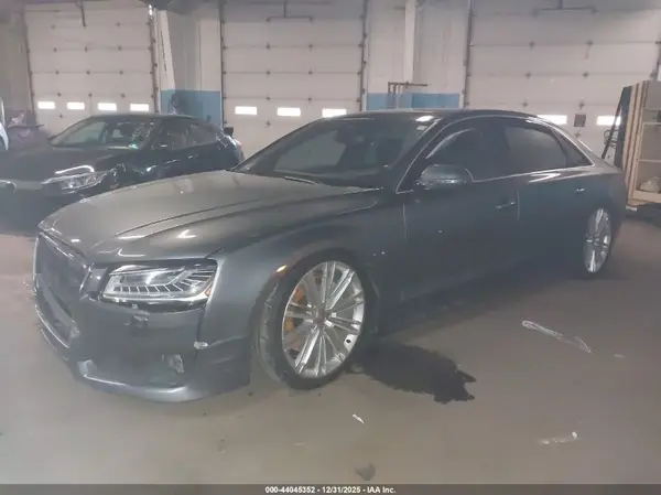 WAU43AFD1HN021248 2017 AUDI A8 - Image 2