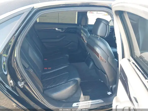 WAU43AFD2GN014159 2016 AUDI A8 - Image 8