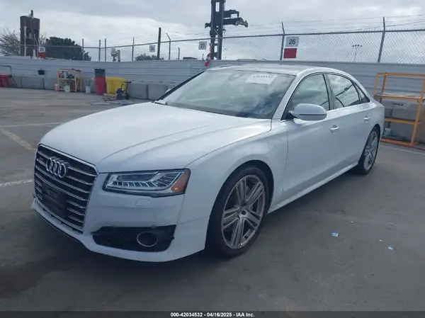 WAU43AFD3GN011061 2016 AUDI A8 - Image 2