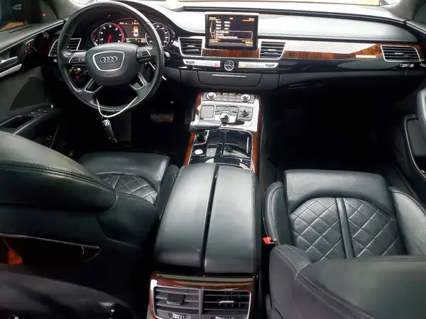 WAU43AFD3GN015921 2016 AUDI A8 - Image 8