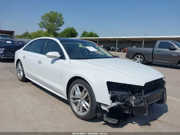 WAU43AFD3HN007416 2017 AUDI A8 - Image 1