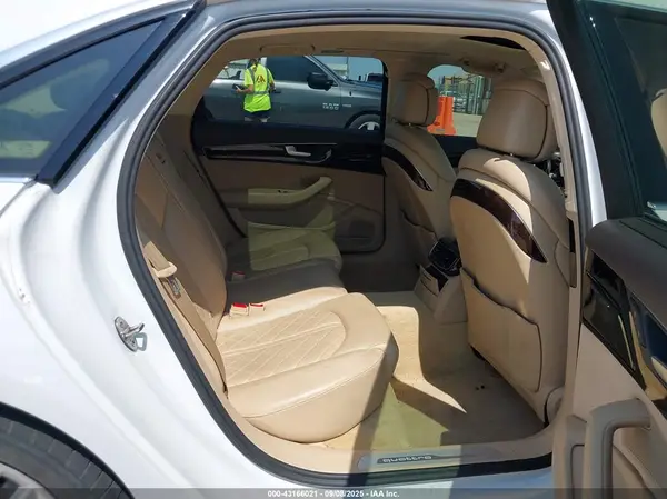 WAU43AFD3HN007416 2017 AUDI A8 - Image 8