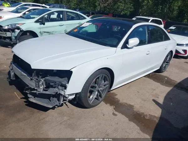 WAU43AFD5HN002265 2017 AUDI A8 - Image 2
