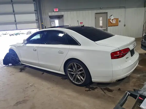 WAU43AFD5HN011838 2017 AUDI A8 - Image 2