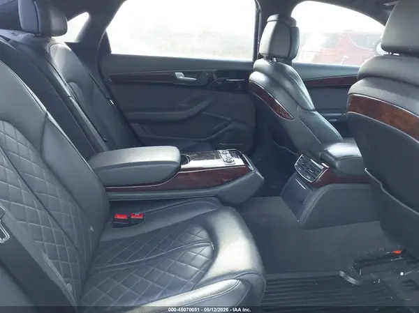 WAU43AFD6GN005612 2016 AUDI A8 - Image 8